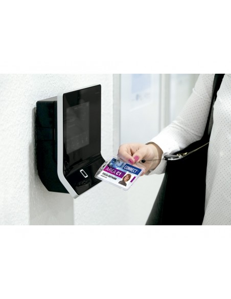 Identificador durable rigido poliestireno transparente para 1 tarjeta 54x87 mm