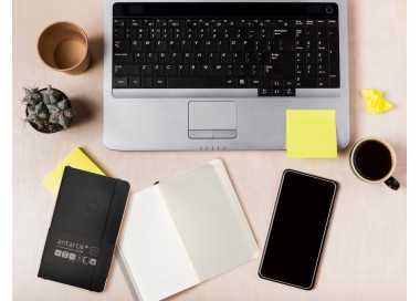 Cuaderno con gomilla antartik notes tapa blanda a6 cuadricula negro 100 hojas 80 gr fsc