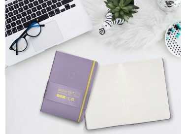 Cuaderno con gomilla antartik notes tapa dura a5 hojas puntos morado y amarillo 100 hojas 80 gr fsc