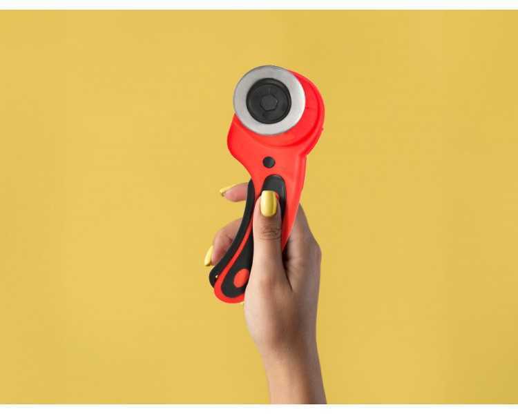 Cuter rotativo q-connect cuchilla circular 45 mm 22x56x165 mm