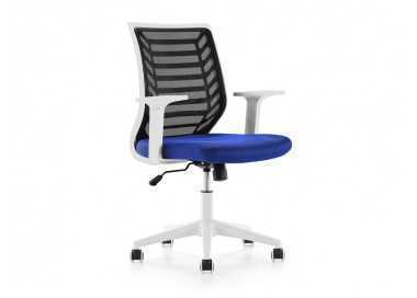 Silla rocada de oficina brazos regulables estructura blanca respaldo malla y asiento tela ignifuga azul