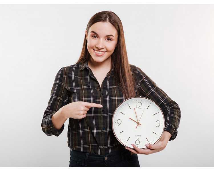 Reloj q-connect de pared metalico redondo 30,5 cm movimiento silencioso color rosa dorado