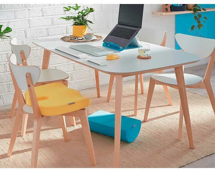 Reposapies de escritorio leitz active ergo cosy color azul