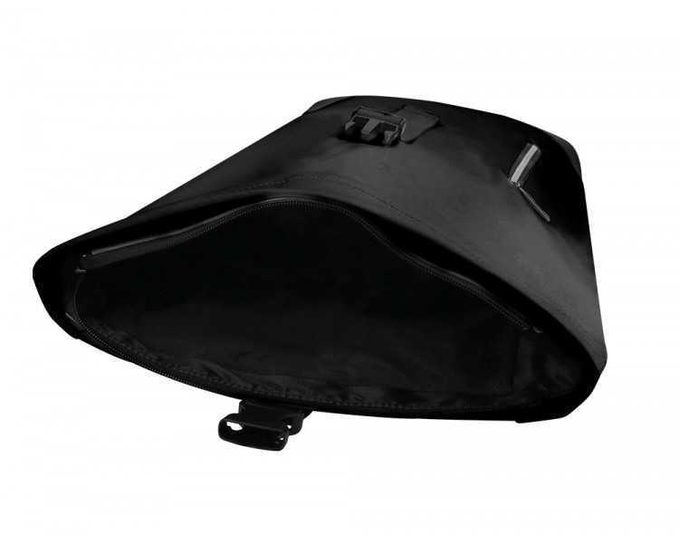 Cartera antartik mochila water proof enrollable diseño casual color negro 480x130x280 mm