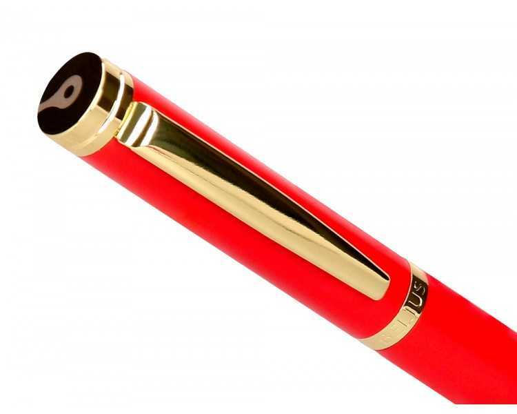 Pluma y estuche cuero belius passion dor aluminio textura cepillada color rojo y dorado tinta azul caja de diseño