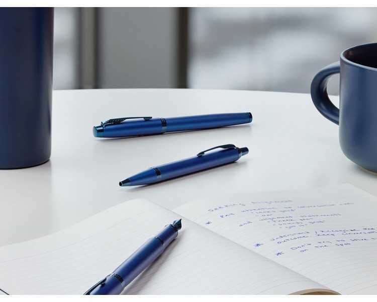 Roller parker im professionals monochrome blue en estuche de regalo