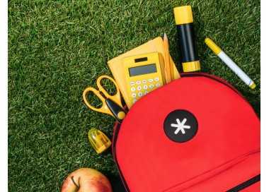 Cartera antartik mochila con asa y bolsillo frontal concremallera color rojo 320x140x430 mm