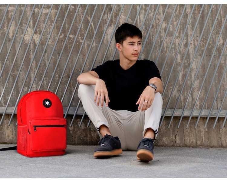 Cartera antartik mochila con asa y bolsillo frontal concremallera color rojo 320x140x430 mm