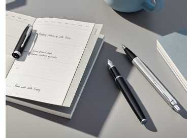 Pluma parker im essential acero ct