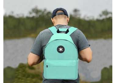 Cartera antartik mochila con asa y bolsillos con cremallera color verde menta 310x160x410 mm