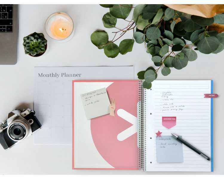 Cuaderno espiral a4 micro antartik tapa forrada 120h 90 gr horizontal 5 bandas 4 taladros color coral