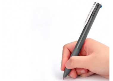 Boligrafo pilot super grip g 4 colores retractil sujecion de caucho tinta base de aceite cuerpo color negro