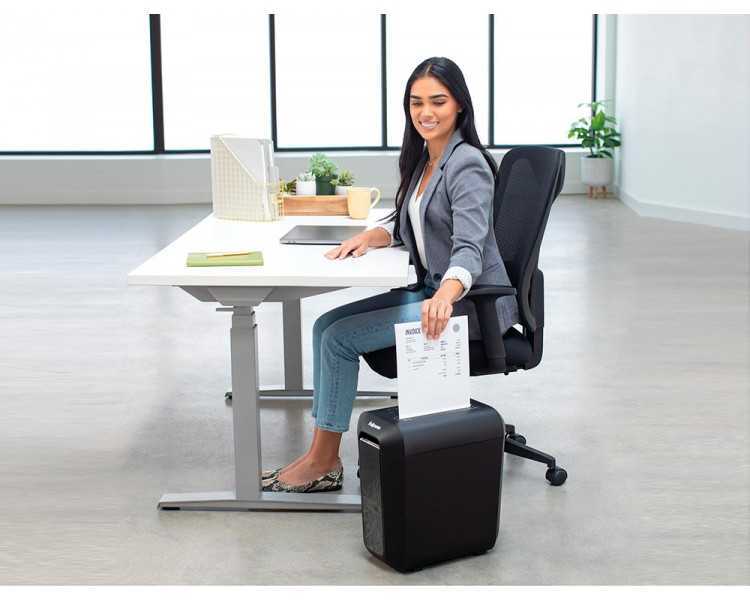 Destructora de documentos fellowes lx-65 capacidad de corte 10 hojas p4 destruye grapas clips y tarjetas