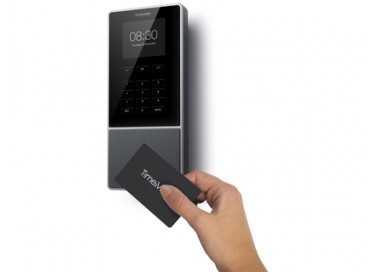 Controlador de presencia safescan timemoto tm-616 con codigo pin o tarjeta rfid hasta 200 usuarios