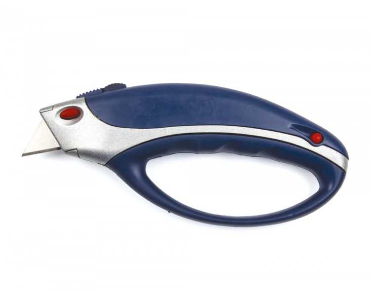Cuter q-connect xs6200 metalico ancho azul y gris con mango de plastico y compartimento para cuchillas