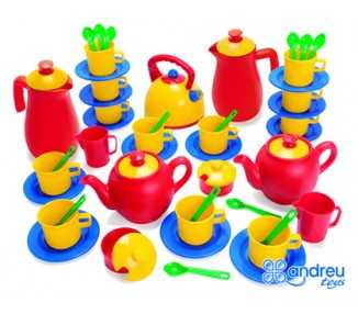Juego dantoy vajilla 12 servicios 82 piezas 29x38x9 cm