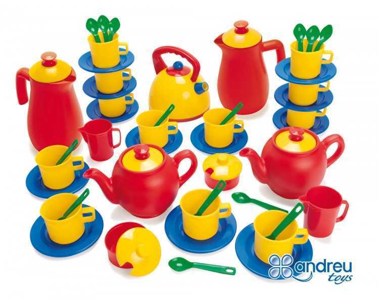 Juego dantoy vajilla 12 servicios 82 piezas 29x38x9 cm