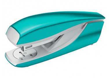 Grapadora petrus mod 635 petrus wow turquesa metalizada capacidad 30 hojas