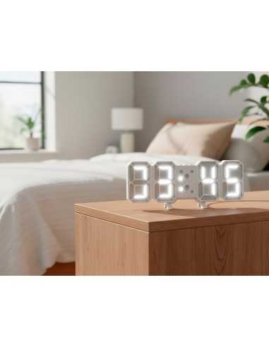Reloj q-connect de pared digital con temperatura 3 alarmas control de sonido 220x40x87 mm