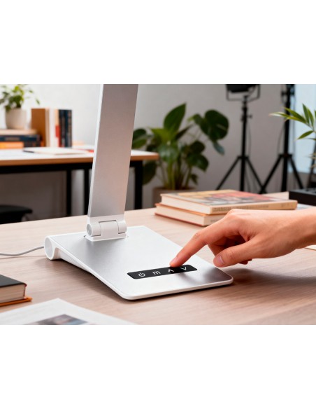 Lampara de escritorio q-connect sirio led 13w 800 lmtactil 3 niveles de color brillo regulable color plata