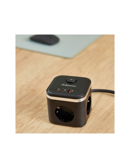 Regleta fellowes cubo multienchufes 3 tomas corriente + 2xusb c + a usb a color negro